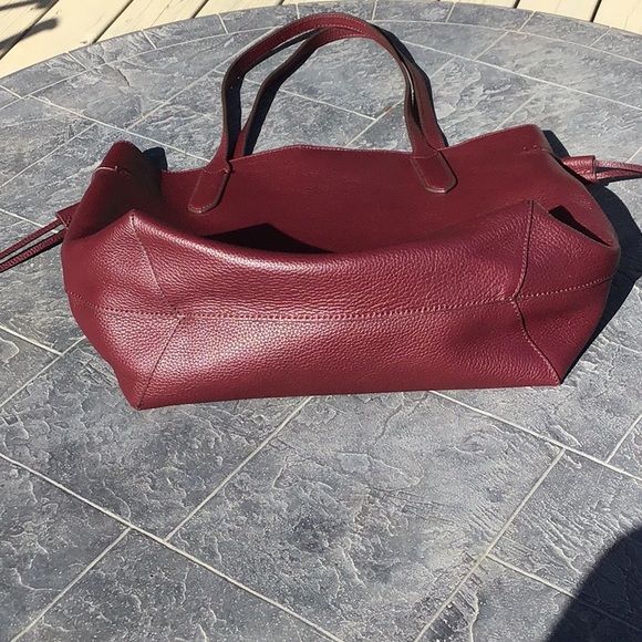Banana Republic Leather Unstructured Tote Red - Picture 6 of 10